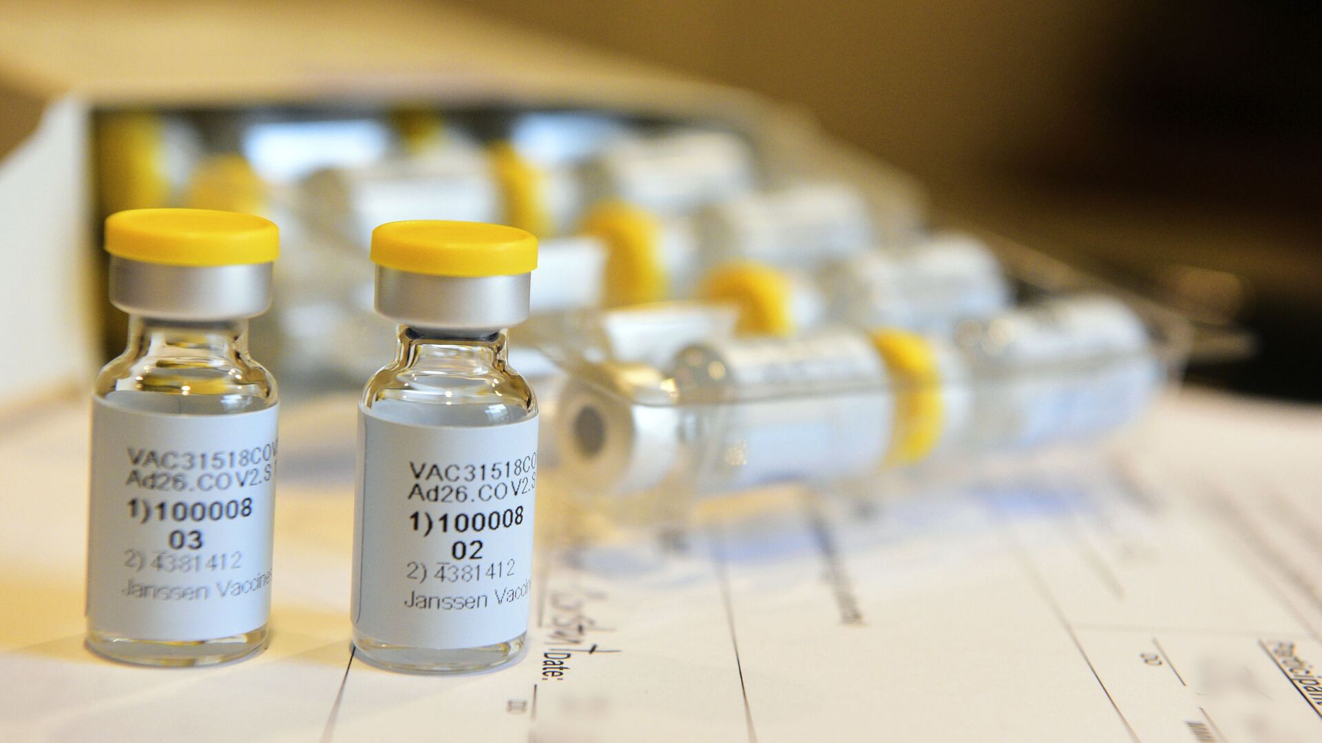 Doze vakcine protiv kovida kompanije Džonson end Džonson - Sputnik Srbija, 1920, 13.04.2021