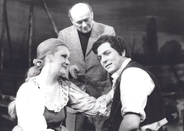 Primadona Radmila Smiljanić: Od slavne trojke samo mi je Pavaroti izmakao Primadona Radmila Smiljanić: Od slavne trojke samo mi je Pavaroti izmakao - Sputnik Srbija