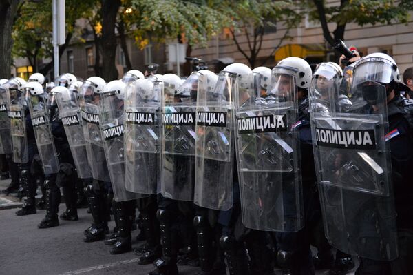 Протест због одржавања фестивала „Мирдита добар дан“: Присутне јаке полицијске снаге /фото/ - Sputnik Србија
