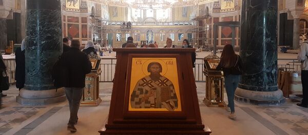 Људи су долазили у Храм да се помоле - Sputnik Србија