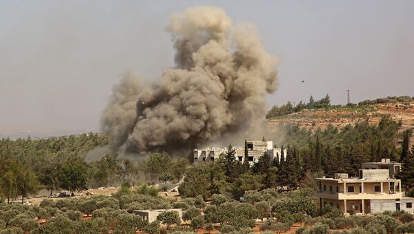 Posledica navodnog vazdušnog napada ruskog vazduhoplovstva u sirijskoj provinciji Idlib - Sputnik Srbija
