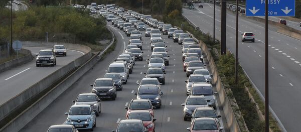 Француска, гужва у саобраћају Француска, гужва у саобраћају - Sputnik Србија