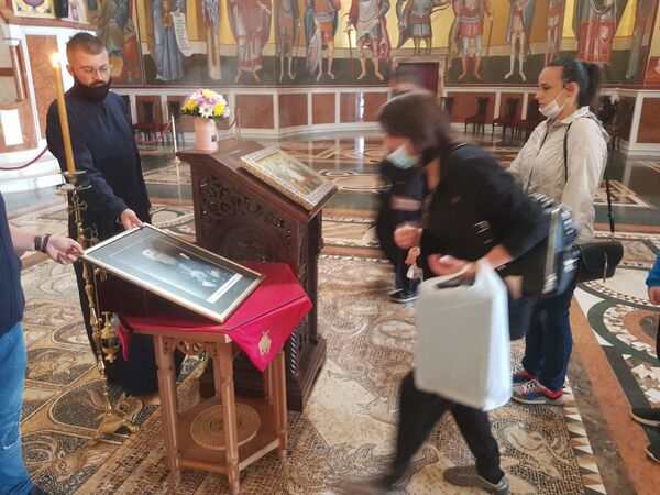 Патријарх служи опело митрополиту у Подгорици /фото/ Патријарх служи опело митрополиту у Подгорици /фото/ - Sputnik Србија