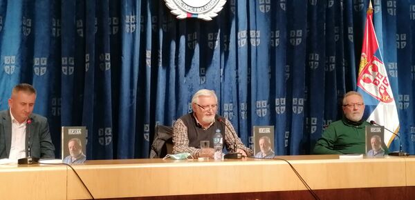 Miroslav Toholj: Sada pišu novinari, voditelji, sudije – jezik se spira kroz razna sita - Sputnik Srbija