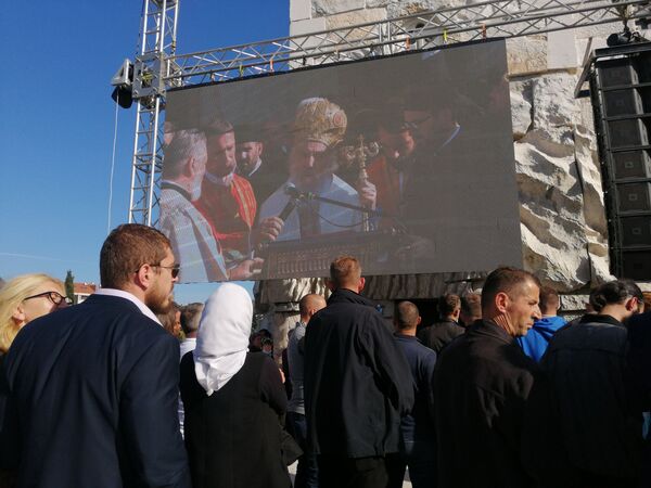 Patrijarh Irinej: Nek se ispuni amanet mitropolita - da se obnovi kapela na Lovćenu Patrijarh Irinej: Nek se ispuni amanet mitropolita - da se obnovi kapela na Lovćenu - Sputnik Srbija