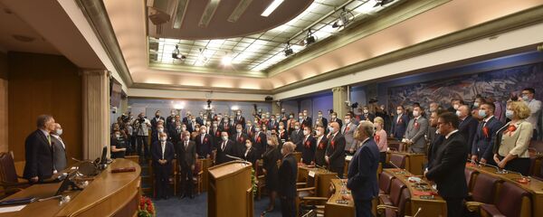 Црногорски посланици на засједању парламента у Подгорици - Sputnik Србија