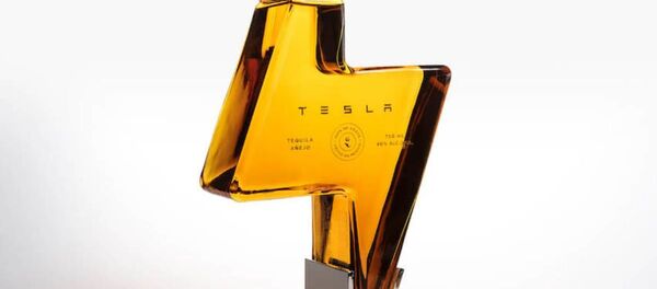 Tesla tekila - Sputnik Srbija