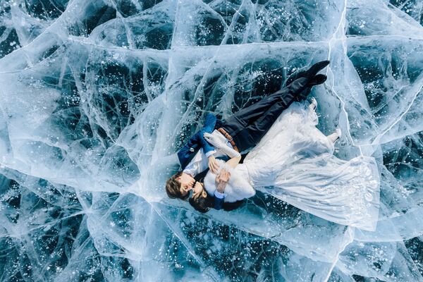 Fotografija ruske fotografkinje Jekaterine Muhine, finalistkinje u kategoriji „Najbolja lokacija“ na Međunarodnom takmičenju za svadbenog fotografa godine 2020. - Sputnik Srbija