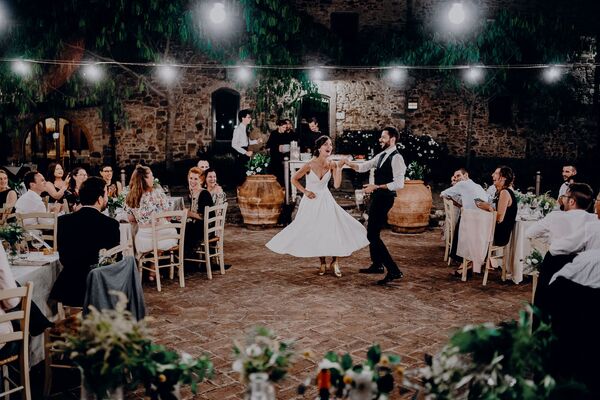 Fotografija italijanskog fotografa, finaliste u kategoriji „Plesni podijum“ na Međunarodnom takmičenju za svadbenog fotografa godine 2020. - Sputnik Srbija