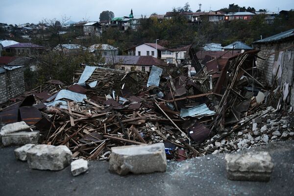Срушена кућа у Степанакерту - Sputnik Србија