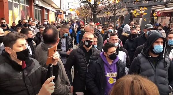 Упозорење стручњака: Може доћи до преливања инцидента ван кампова у БиХ – ту су и сиријски ратници  - Sputnik Србија