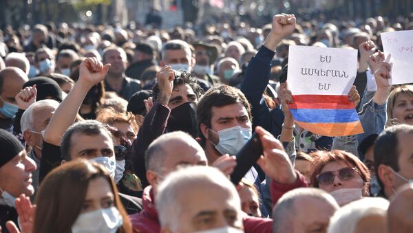 Pristalice jermenske opozicije na protestu u Jerevanu - Sputnik Srbija