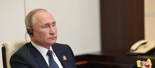 Putin: Zabrinjavajuće tendencije u svetskoj ekonomiji - pad proizvodnje i siromaštvo - Sputnik Srbija