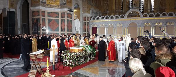 Početak liturgije na sahrani patrijarha Irineja. - Sputnik Srbija