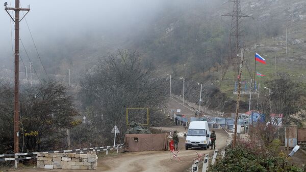 Контролни пункт руских мировних снага у Лачинском коридору Нагорно-Карабаха - Sputnik Србија