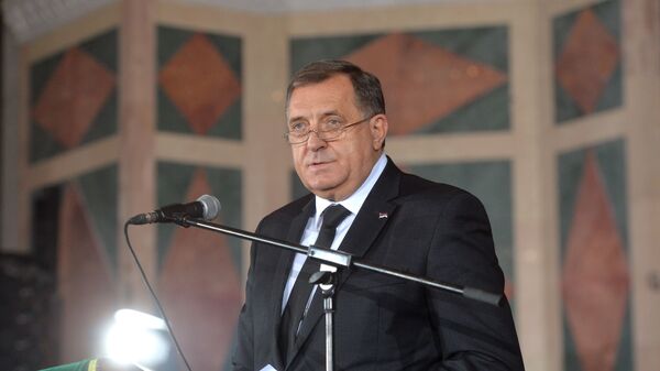 Milorad Dodik govori na sahrani patrijarha Irineja. - Sputnik Srbija