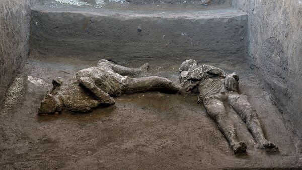 У Помпеји пронађени остаци тела двојице мушкараца - Sputnik Србија