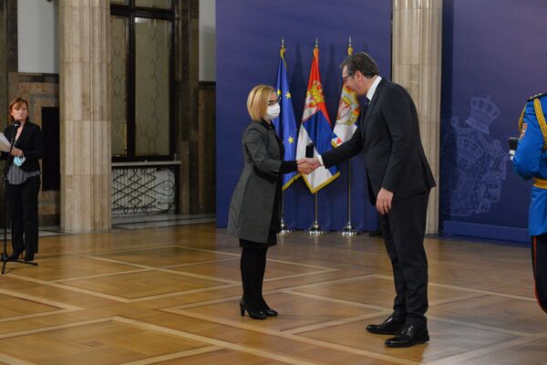 Herojima s Dorćola uručene medalje za hrabrost Herojima s Dorćola uručene medalje za hrabrost - Sputnik Srbija