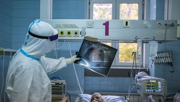 Медицинска радница у Клиничко-болничком центру Земун у Београду, Србија, 26. новембра 2020. - Sputnik Србија