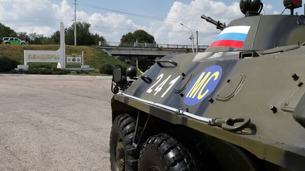 Oklopno vozilo ruskih mirovnih snaga u Pridnjestrovlju - Sputnik Srbija
