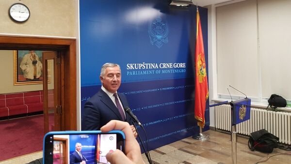 Predsednik Crne Gore Milo Đukanović govori u Skupštini posle predstavljanja programa nove Vlade - Sputnik Srbija
