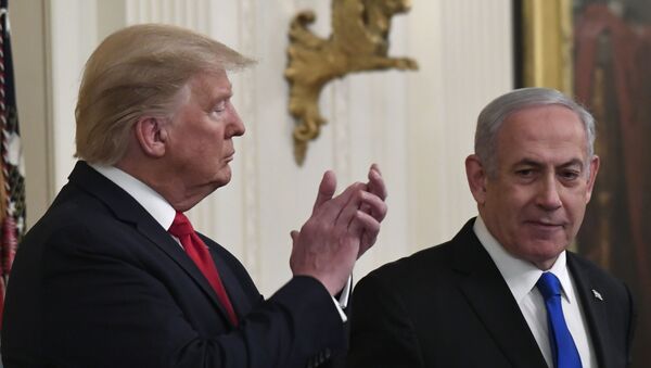 Američki predsednik Donald Tramp i izraelski premijer Benjamin Netanijahu - Sputnik Srbija