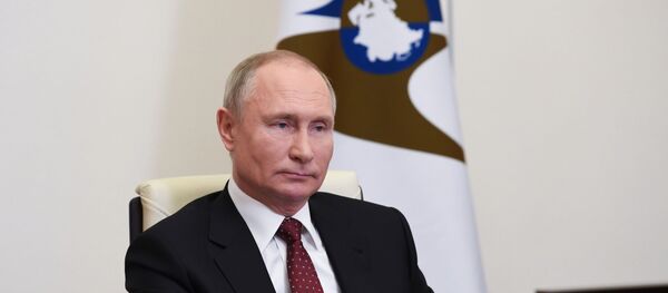 Путин: Партнерима у ЕАЕУ смо дали тестове за ковид, разматрамо испоруке вакцина - Sputnik Србија