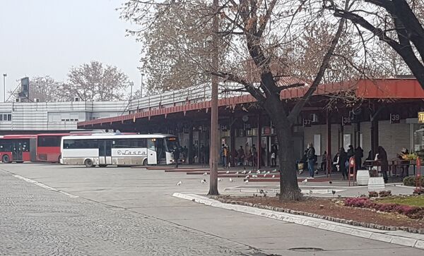 Аутобуски превозници у тешком ћорсокаку: Све мање путника, а трошкови расту – посао пред пуцањем Аутобуски превозници у тешком ћорсокаку: Све мање путника, а трошкови расту – посао пред пуцањем - Sputnik Србија