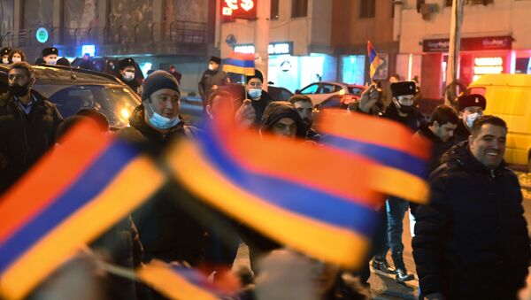 Присталице јерменске опозиције током протеста у Јеревану - Sputnik Србија
