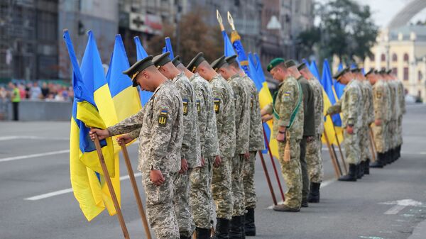 Украјински војници на проби војне параде у Кијеву - Sputnik Србија