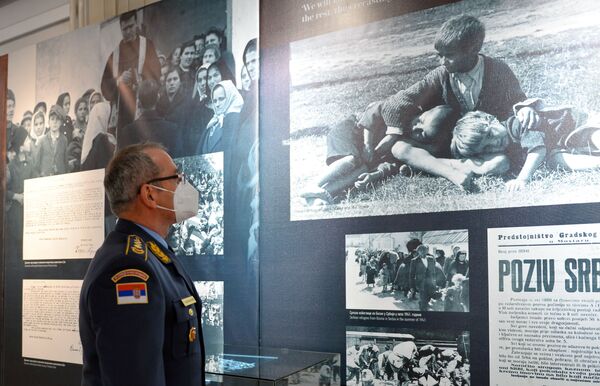 Отворена изложба „Концентрациони логор Јасеновац 1941–1945. године” Дому Војске Србије Отворена изложба „Концентрациони логор Јасеновац 1941–1945. године” Дому Војске Србије - Sputnik Србија