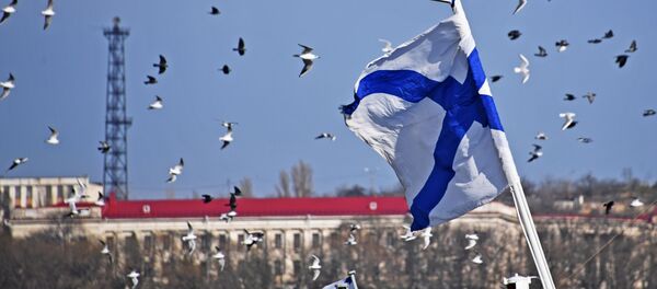 Андрејевска застава на фрегати Адмирал Макаров Црноморске флоте Русије у луци Севастопољ - Sputnik Србија