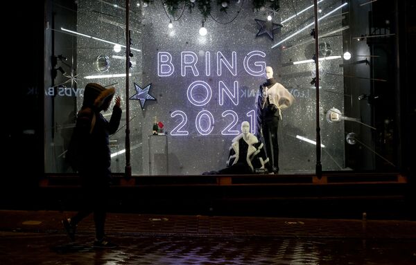 Потврђен у пет земаља: Шта је познато о новом соју вируса корона који је узнемирио свет - Sputnik Србија