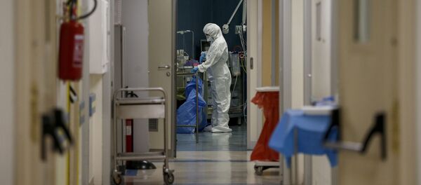 Medicinsko osoblje na kovid odeljenju - Sputnik Srbija