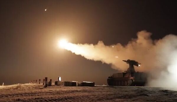 Британски угао: Русија представила „смртоносно изненађење“ са потписом „Калашњиков“ - Sputnik Србија