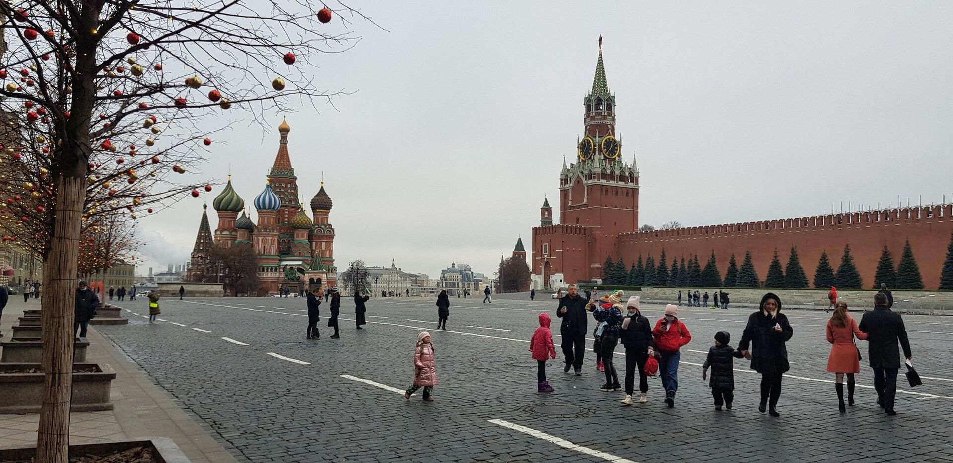 Moskva uoči novogodišnjih praznika - Sputnik Srbija, 1920, 07.11.2025