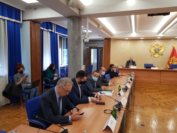Скупштина Црне Горе: Зелено свијетло за измјене Закона о слободи вјероисповијести Скупштина Црне Горе: Зелено свијетло за измјене Закона о слободи вјероисповијести - Sputnik Србија