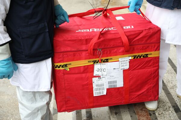 Vakcina „Sputnjik Ve“ stigla u Srbiju, u upotrebi posle Nove godine /video, foto/ Vakcina „Sputnjik Ve“ stigla u Srbiju, u upotrebi posle Nove godine /video, foto/ - Sputnik Srbija