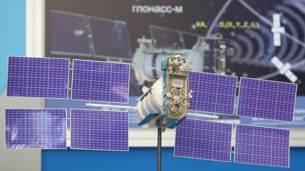 Maketa satelita Glonass-M - Sputnik Srbija