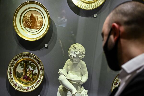 Два века историје: Елеганција и раскош руског кнежевског порцелана / фото / - Sputnik Србија