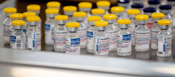 Производња вакцине против ковида Спутњик Ве - Sputnik Србија