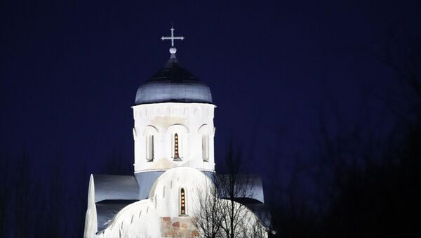 Владимир Путин у посети цркви Светог Николе на Липну - Sputnik Србија
