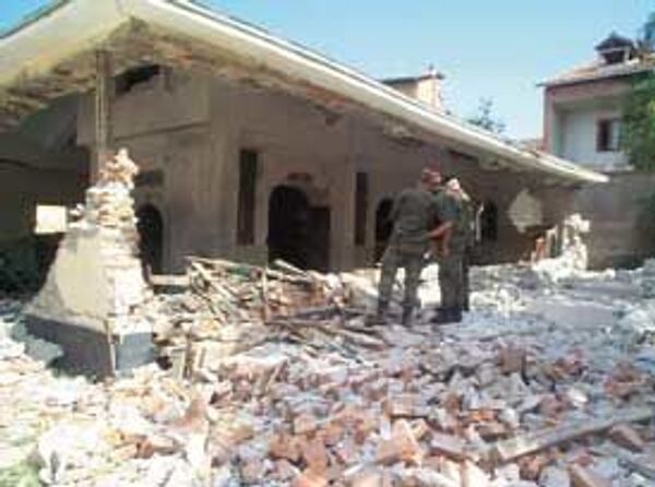 Призренска ноћ: Потресна песма за српску цркву коју су минирали терористи /видео/ - Sputnik Србија