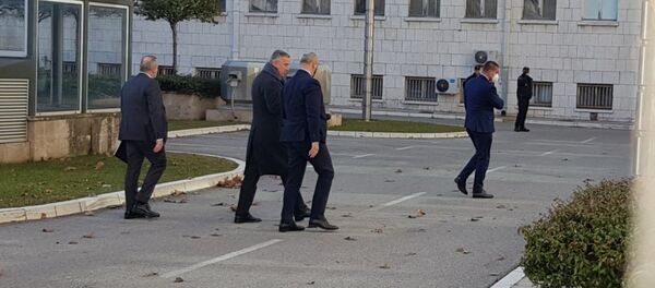 Milo Đukanović dolazi na sastanak kod Zdravka Krivokapića - Sputnik Srbija