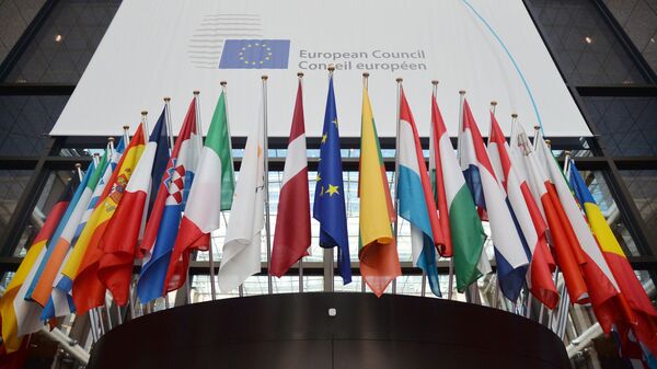 Zastave evropskih država ispred zgrade Saveta Evrope u Briselu - Sputnik Srbija