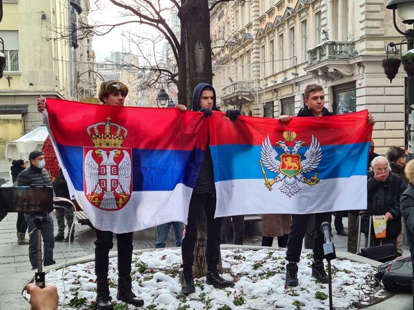 Протест испред САНУ: Да ли је Академија наука српска, ако Косово није Протест испред САНУ: Да ли је Академија наука српска, ако Косово није - Sputnik Србија