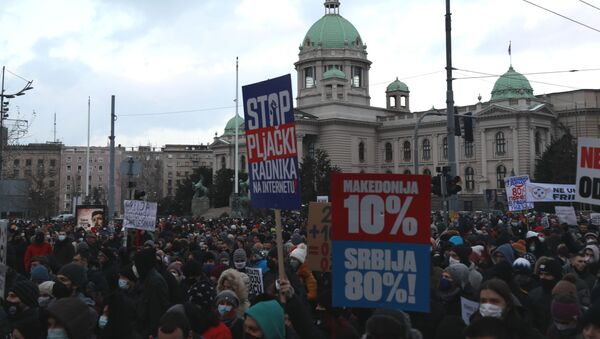 Протест фриленсера у Београду - Sputnik Србија