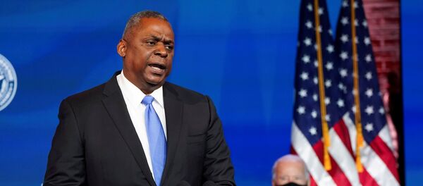 Пензионисани амерички генерал Лојд Остин - Sputnik Србија