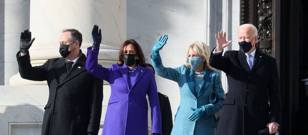 Џо Бајден и Камала Харис са партнерима стигли на инаугурацију - Sputnik Србија