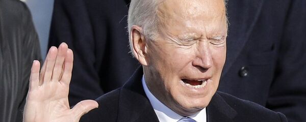 Џо Бајден током инаугурације - Sputnik Србија